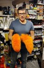 Vi er under revehår farging nå- hot orange og fire hot orange først!  thumbnail